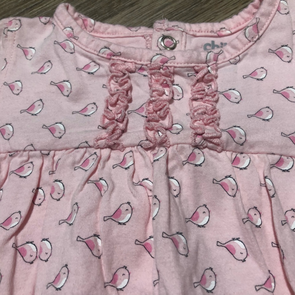 Adorable casual wear for little girl - Picture 3 of 5